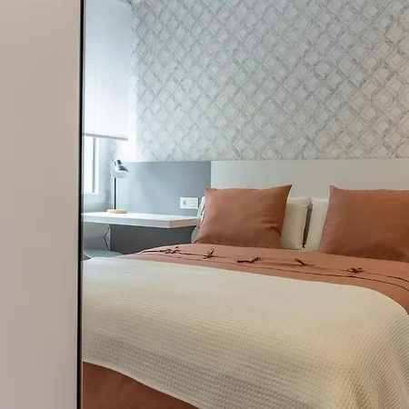 Ah Room4you Vut3026as * Oviedo