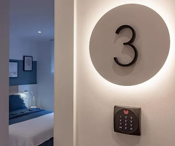 Pensión Ah Room4you Vut3026as