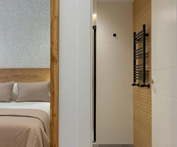 Ah Room4you Vut3026as Pensión *